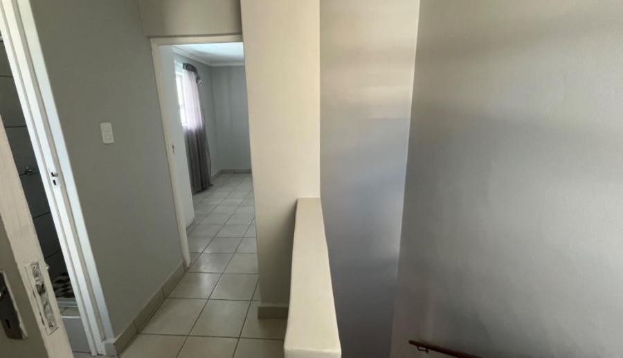 2 Bedroom Property for Sale in Hartenbos Central Western Cape